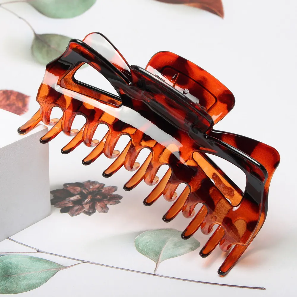 5.5inch Big Hair Claw Clip Large Elegant Plastic Hairpin Tortoiseshell Hair Clamps Crab Clips for Women Girls Hair Accessories