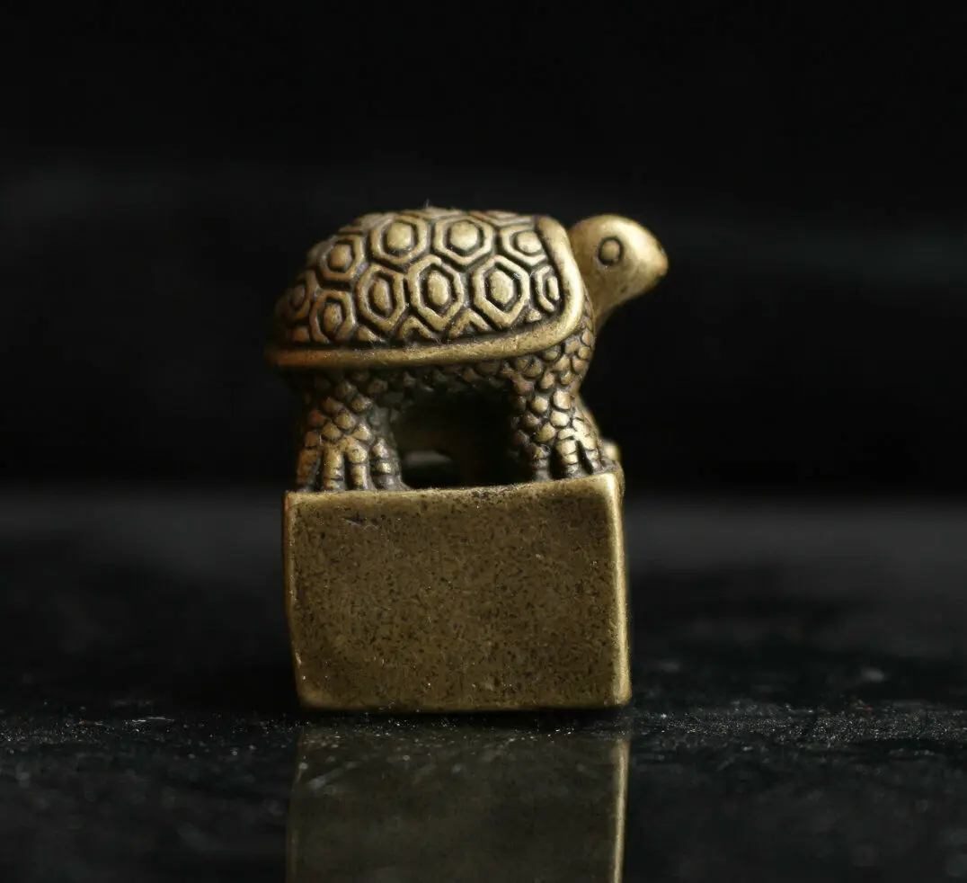 China Chinese Brass Copper Animal tortoise Turtle Statue Seal Stamp Signet AQE