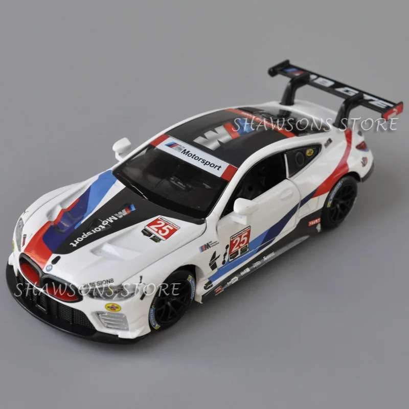 Diecast Metal Racing Car Model Toys 1:32 BMW M8 GTE Pull Back Replica with Sound & Light