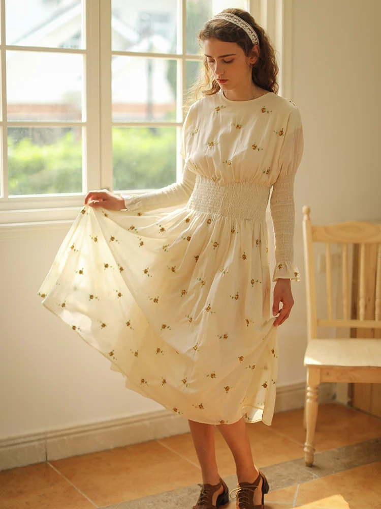 

LYNETTE'S CHINOISERIE Spring Summer New Arrivals Women Vintage Mori Girls Romantic French Flower Embroidery Slim Cotton Dresses