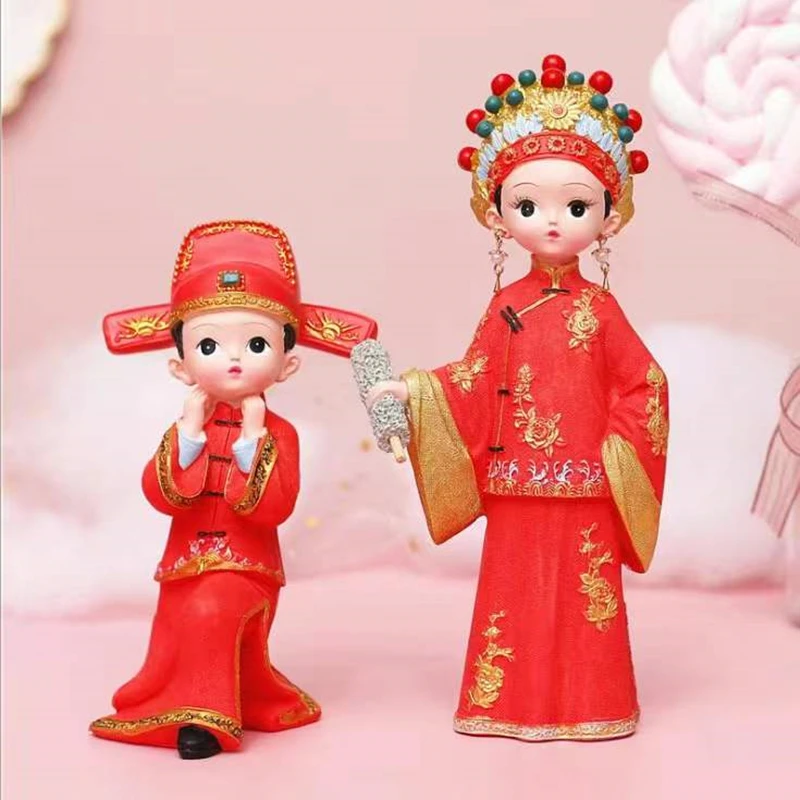 Creative Chinese Wedding Doll Home Decor Figurine  Bride and Groom Decoration Resin Crafts Romantic Couples Doll Wedding Gifts