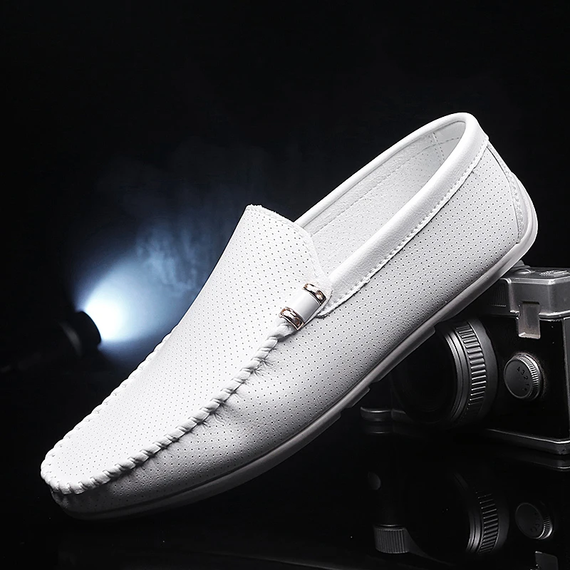 Men\'s Casual Shoes Luxury Brand 2022 Summer Leather Italian Loafers Men Moccasins Hollow Out Slip on Flats Boat Driving Shoes