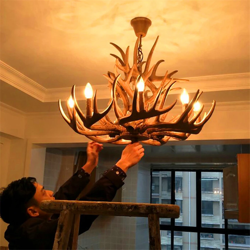 Creative Horn Deer Resin Antler Chandelier E14 Bulb American Retro Resin Horn Deer Lamps Indoor Home Rustic Decor Lustre Rustico