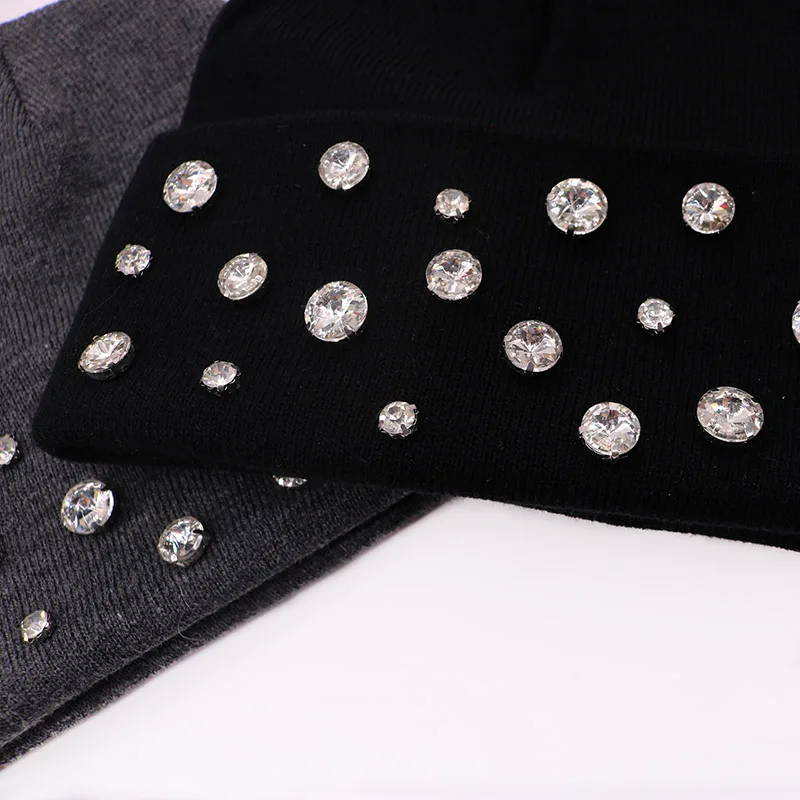 Casual Autumn Winter Rhinestones Knitted Beanie Hat Cap for Women Soft Warm Black Acrylic Bonnets Skullies for girls ladies