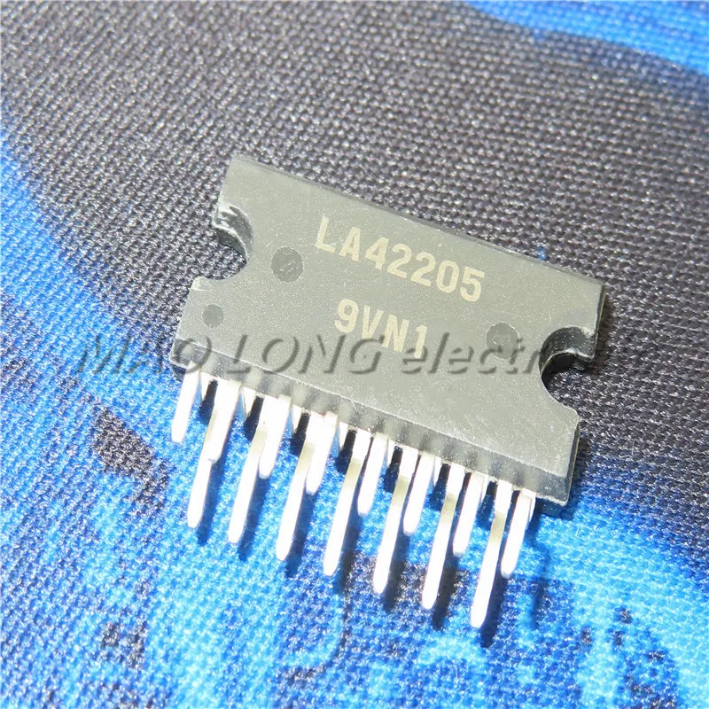 

10PCS/LOT LA42205 ZIP-15 Acoustic amplifier block Colorful electric field chip IC