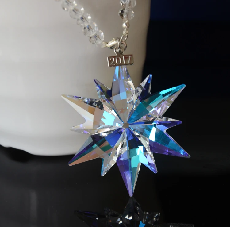 Exquisite Crystal Snowflakes Car Pendant Charms Ornament Crystal Figurine Sun Catcher Snowflake Hanging Christmas Gift