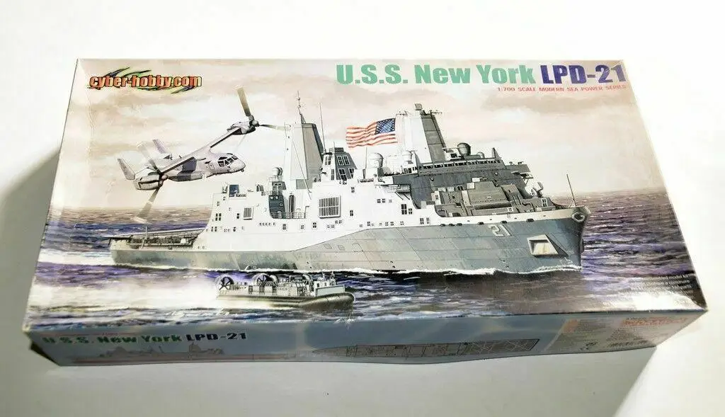 Dragon 7110 1/700 scale USS New York LPD-21  model kit 2019