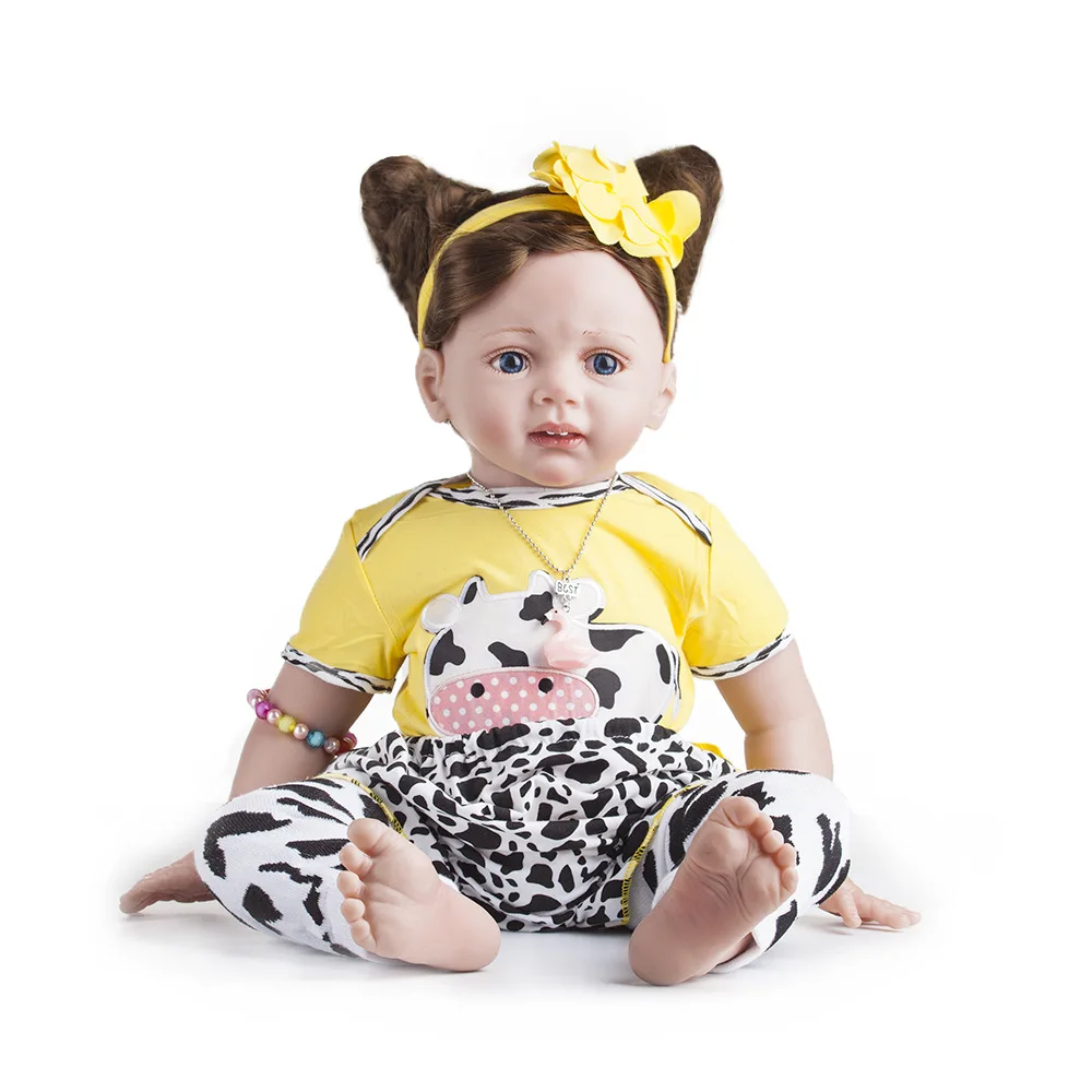 Reborn Doll's body is cotton body, limbs are silicone, children's growth partners, clothes are color patterns