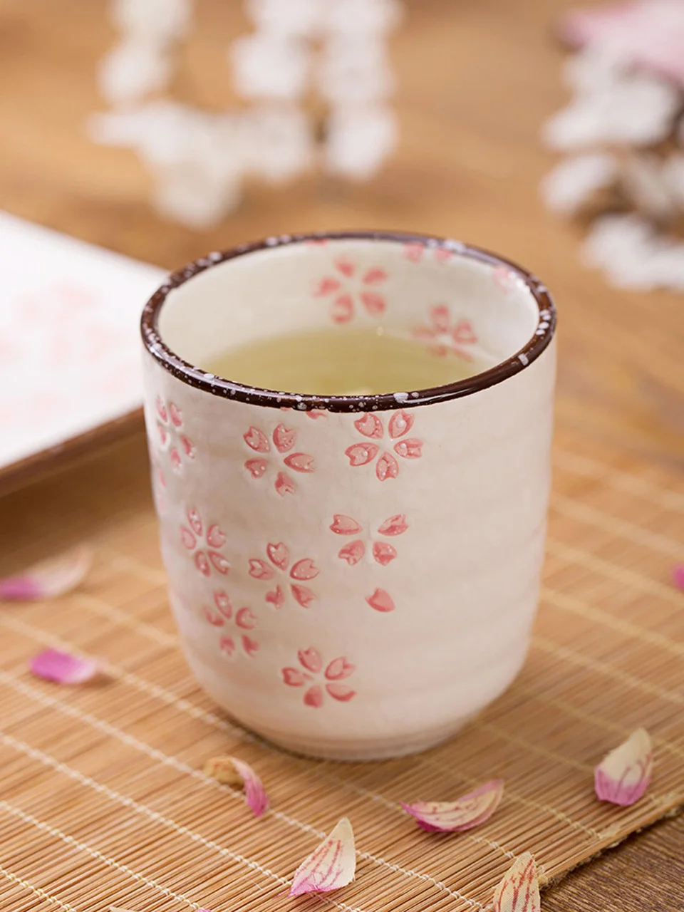 Japanese-Style Kung Fu Tea Ceramic Underglaze Porcelain Tea Cup Home Owner Sub-Cup Glass Tea Cup Pink White