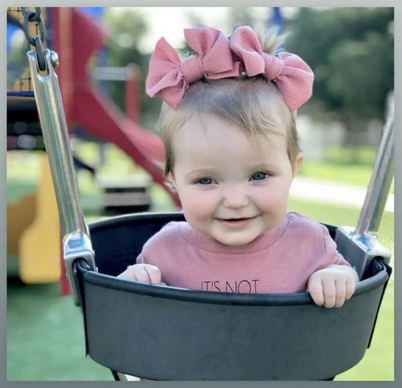 아기 모자를 쓰고 있죠 유아 어린이 헤어 클립 아기 소녀 2Pcs HairBows 솔리드 컬러 Bowknot 아기 귀여운 액세서리 9 색 최신 유행