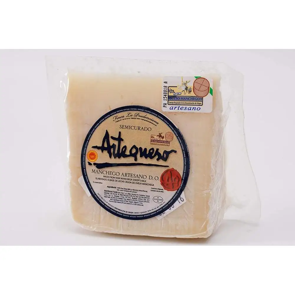 Cheese Manchego semi-cured D.O.P. -Artecheese-piece 250 gr