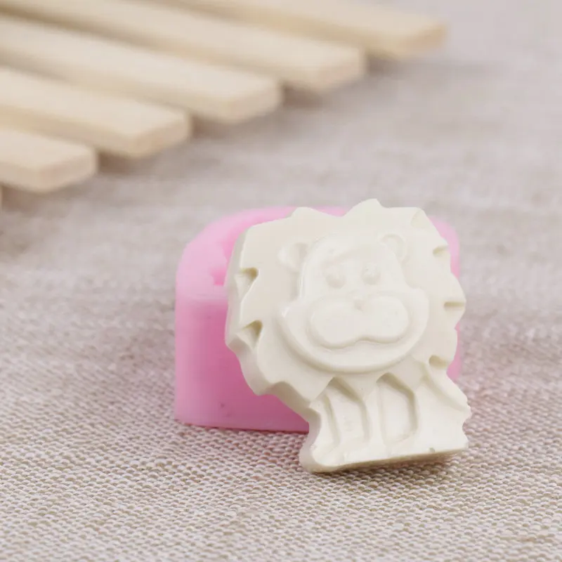 Mini Cute 3D Lion Shape Silicone Soap Mold DIY Handmade Silicone Mold Fondant Cake Mould