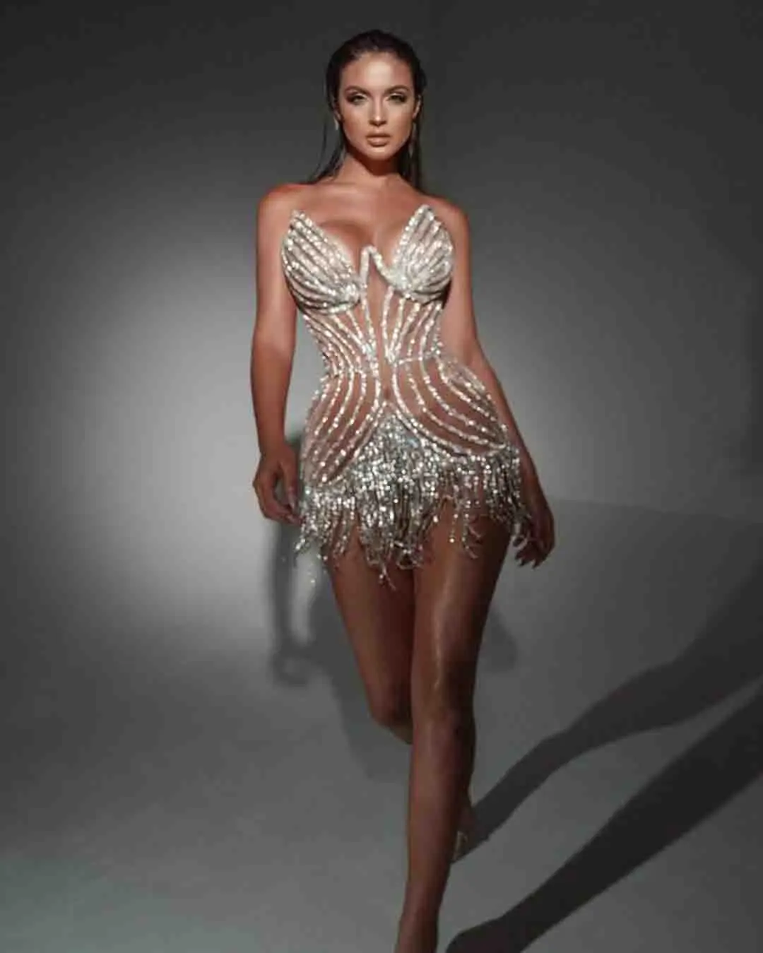 

Sexy Sweetheart Beaded Celebrity Dresses African Mini Short See Through Tube Top Tassels Evening Dress