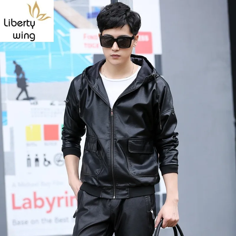 

Fashion Men Pu Leather Short Style Casual Loose Fit Patchwork Hooded Coat Male Long Sleeve Zip Motorcycle Jacket M-3XL