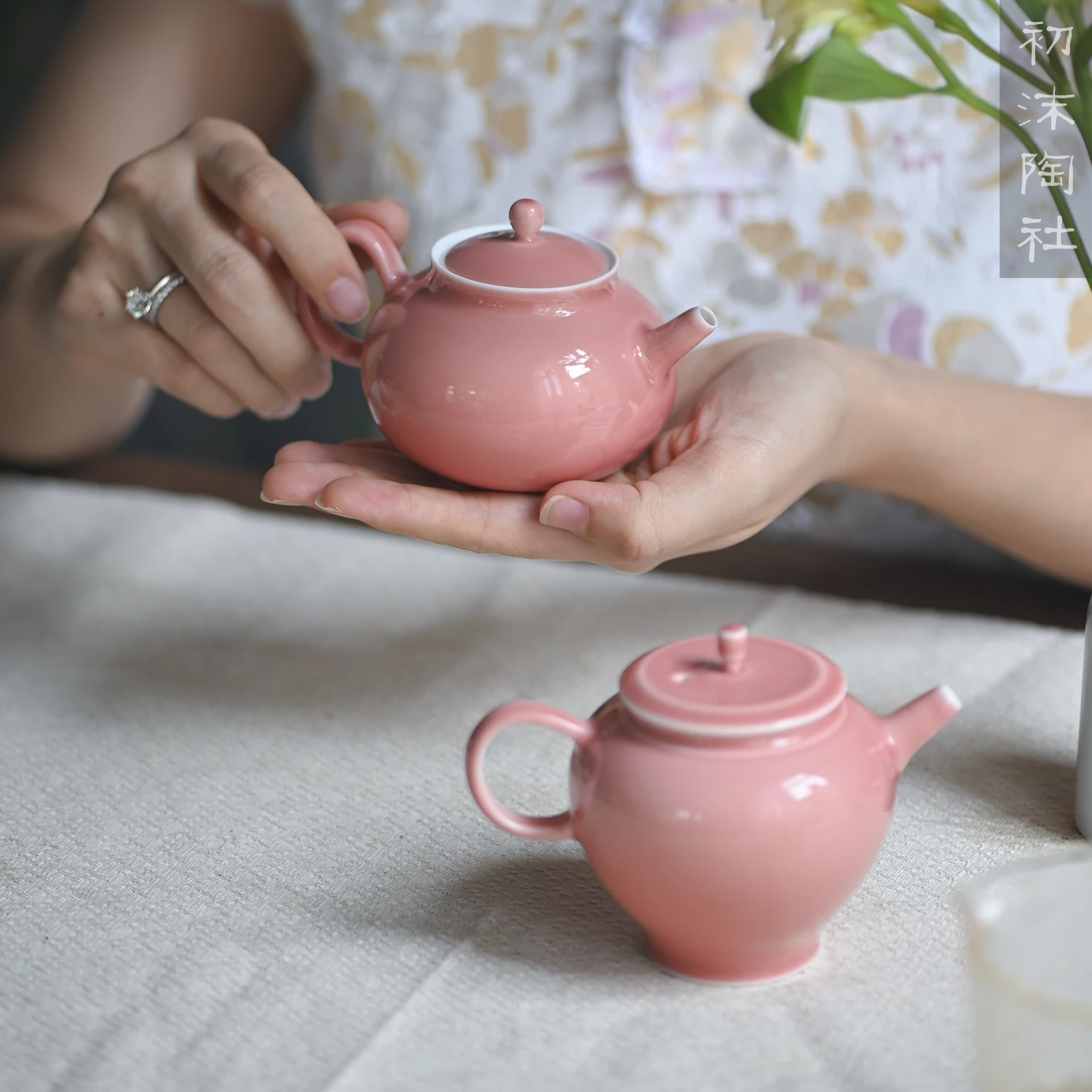 ★manual spray at the beginning of the jingdezhen peach pink little teapot ceramic teapot kung fu tea pot of household