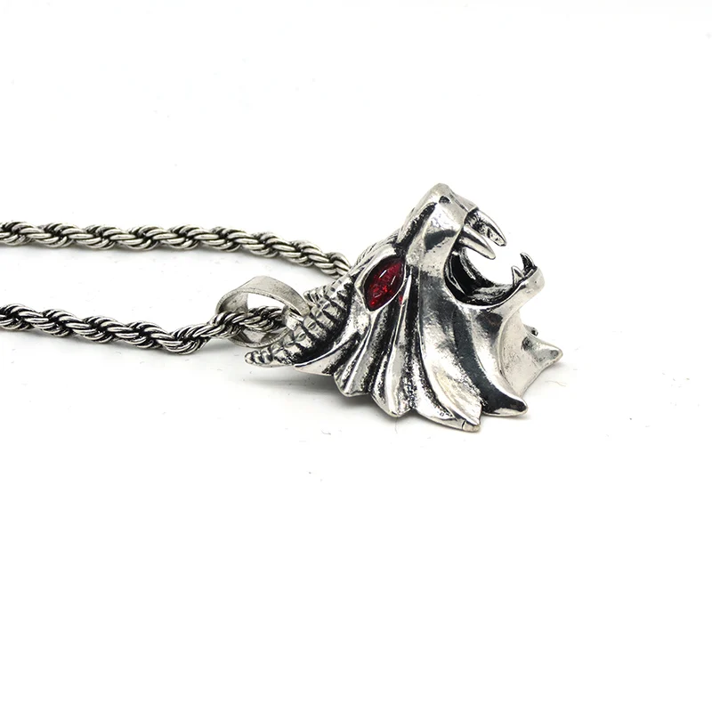 Manticore Pendant Necklace Wizard School 29*30mm Red Rhinestone Wild Monster Hunter Cosplay Mantickor Medallion Necklace