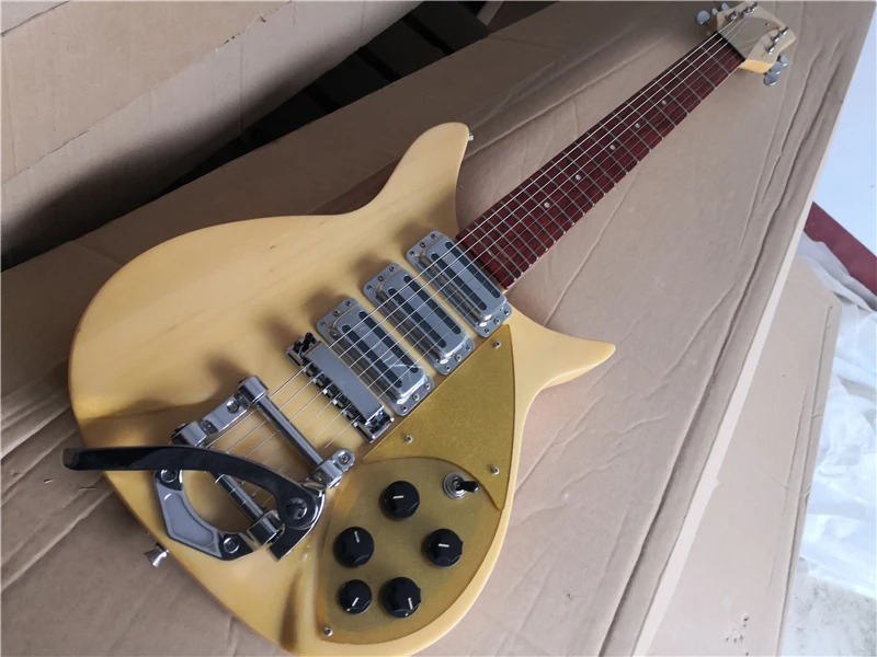 custom 6 string guitar,350 360 natural wood guitar,tremolo bridge HHH pickups,gold pickguard,527 mm scale