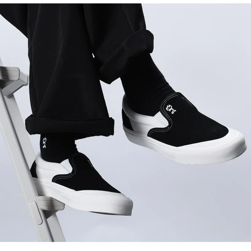 Joiints Men Woman Vulcanized Slip-on for Skateboard Summer Suede Convas Loafer Painting Fashion Light Weight Sport Shoes