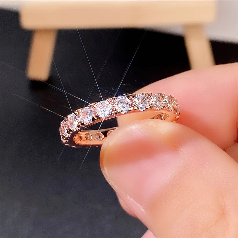 Huitan Fashion Rose Gold Color Women\'s Finger Ring with Shiny Cubic Zirconia Delicate Female Accessories Versatile Jewelry Gifts