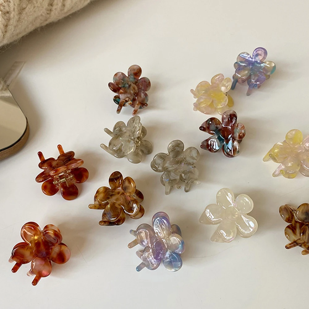 New Transparent Acrylic Mini Flower Hair Claw Clip Hair grab clip Hairpin for Women Girls Hair Accessories