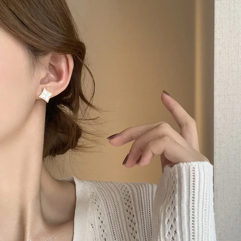 Women's Fashion Earrings Exquisite Square Pendant Earrings Female Personality Wild Jewelry fine korean earrings aretes de plata