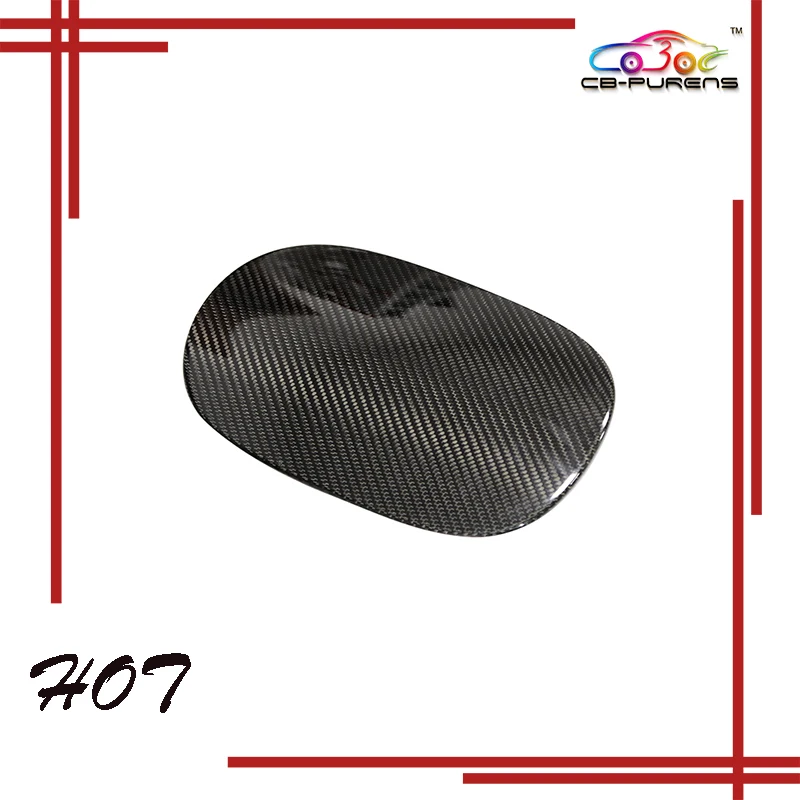 

Для Porsche Macan 14 15 16 17 Наклейка на крышку топливного бака Наклейка на тип Глянцевый черный 100% настоящая сухая крышка топливной двери из углеродного волокна - 1 шт.