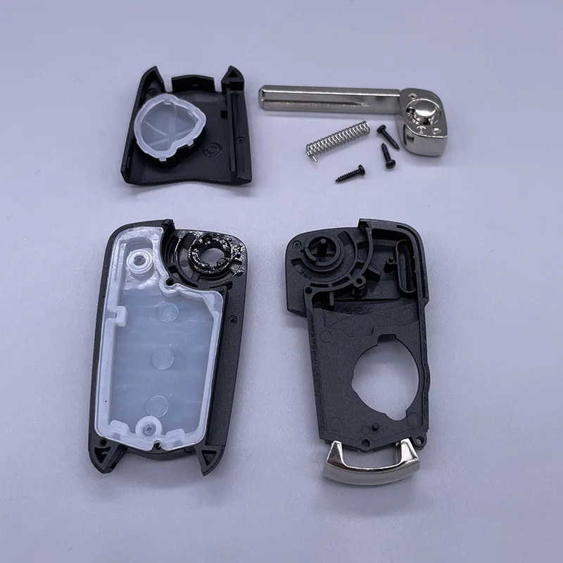 Keychannel 3 Buttons Flip Car Remote Replacement Car Key Shell For GREAT WALL C30 HAVAL H1 Folding Key Cover TOY40 Blade