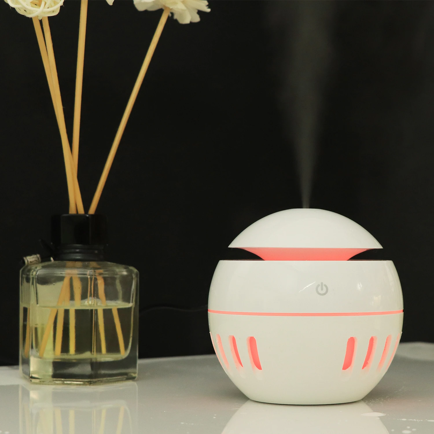 USB Aroma Diffuser Hollow decoration humidifierfor Office Home usb charging portable air purifier7 Color Change LED Night light