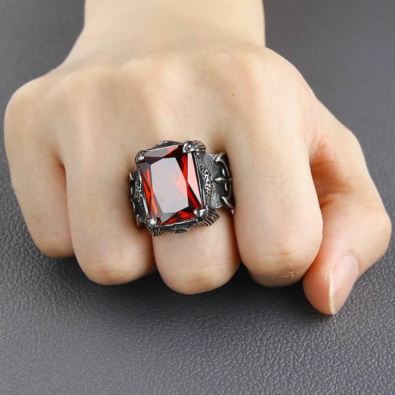 Men Vintage Dragon Claw Ring Titanium Steel Ring Black/Red CZ Stone Crystal Ring Gold black Silver Color Rings Jewelry