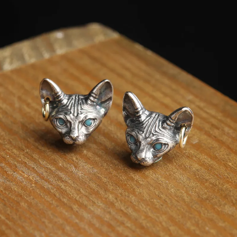 Vintage Sphink Cat Stud Earrings Punk Animal Stud Earrings Gothic Motorcycle Hand Hip-hop Rock Jewelry Accessories