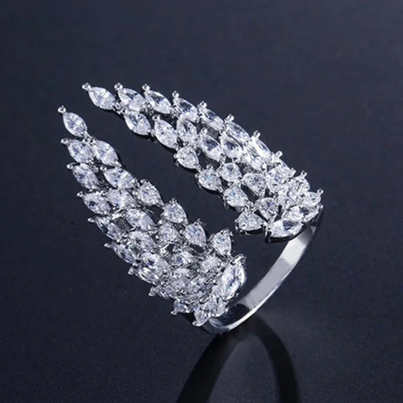 Women's Adjustable Bling Wing Feather Ring, Romantic Design
