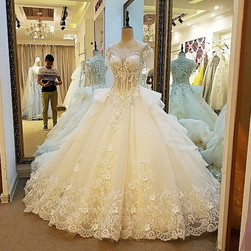 

Sexy Bridal Lace Applique Luxury Crystal Robe De Marriage 2020 A line Wedding Dresses Plus Size Bride Dress Vestidos De Novia