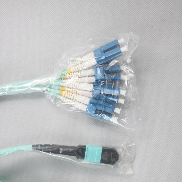 LC-MPO Gigabit OM3 multimode fiber 1 to 8