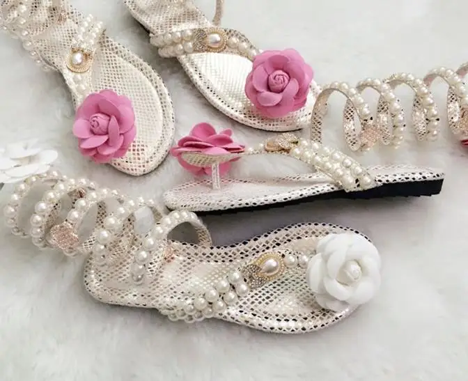 Woman Sandals  Women Shoes Rhinestones Chains Thong Gladiator Flat Sandals Crystal Chaussure Pearl and diamond flats