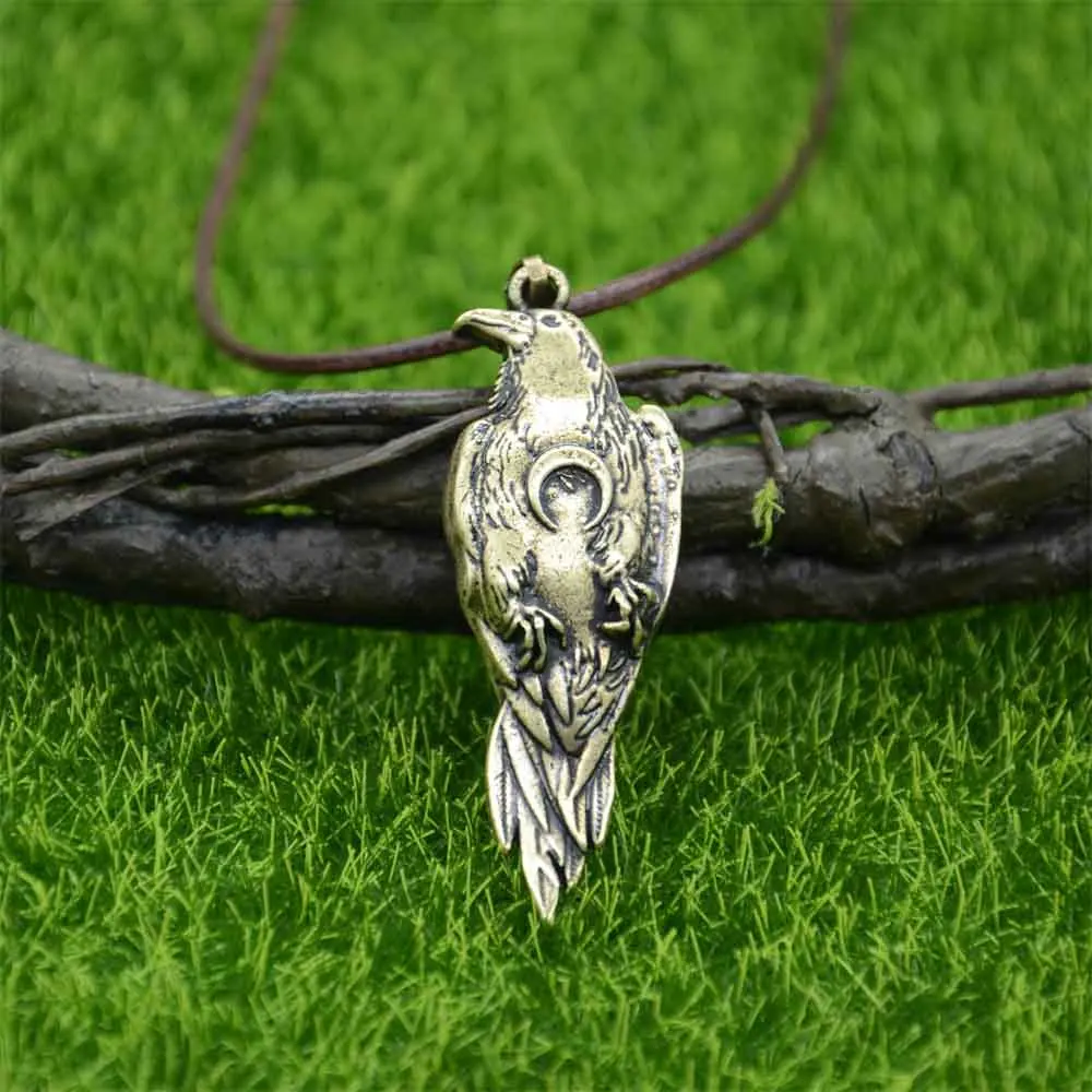 Viking Raven Amulet With Crescent Moon Symbol Wicca Talisman Jewlery Crow Bird Pendants Necklaces Mens Womens Gifts
