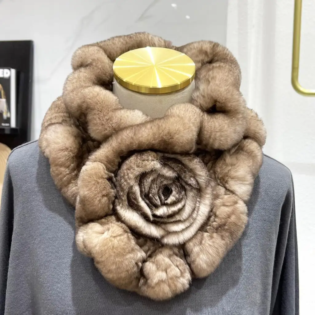 2021 Real Rex Rabbit Fur Scarf Women Knitted Warm Soft Winter Neckwear Flounced Flower Fur Mufflers Female Genuine Fur Wraps