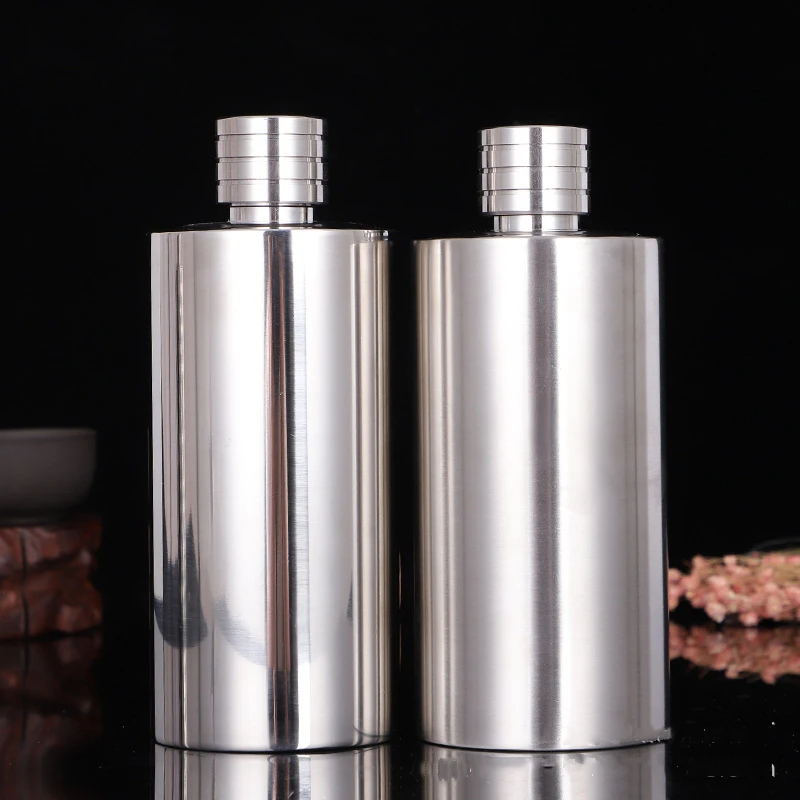 Cylindrical 304 Stainless Steel Flasks 18oz/500ml Bottle Alcohol Flagon Pot 304 Stainless Steel Material Can Store Liquor