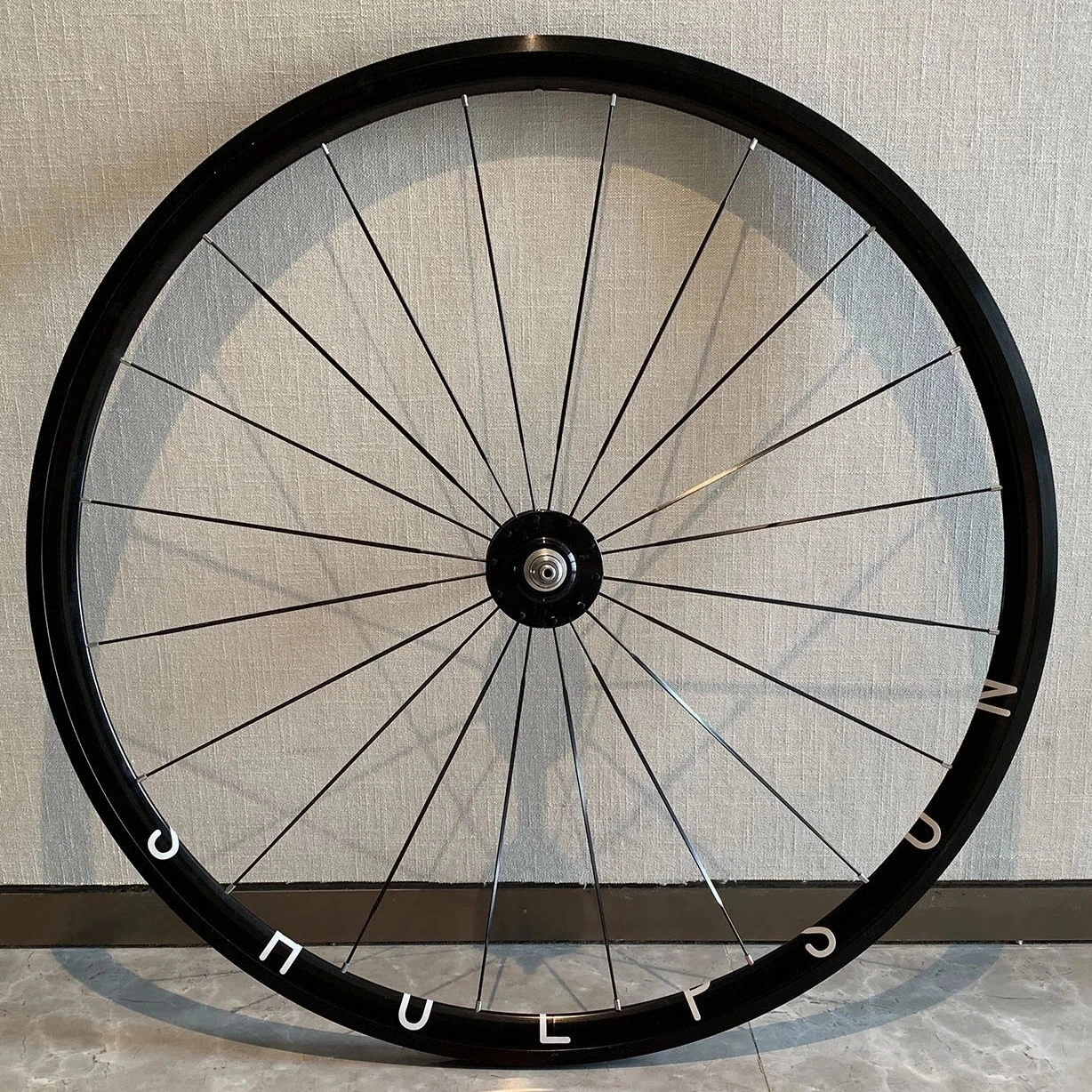 700C Fixed Gear Bike Wheel High Strength Racing Wheelset 30mm Rim Flat Spokes 20-24H Bearing Hub Single Speed Bicycle Parts