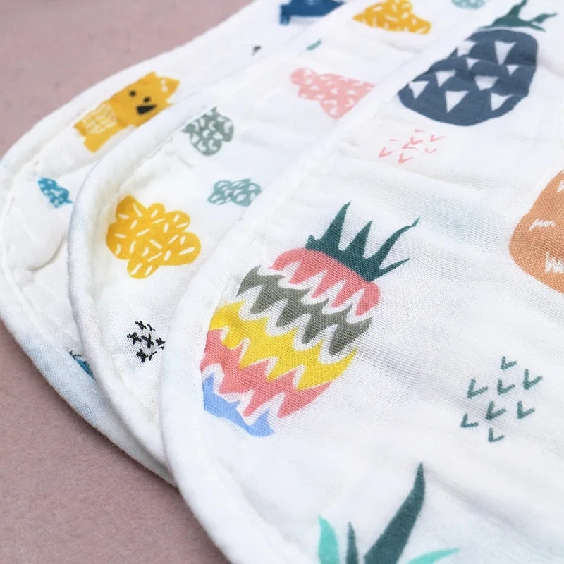 1 Piece Wasoyoli U Type Baby Bib 8 Layers Burp Cloths 20*30CM Printed Colorful 100% Muslin Seersckuer Cotton Infant Face Washing