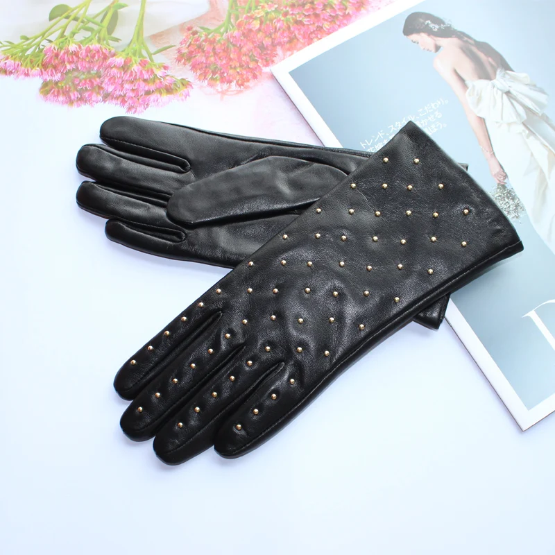 New Women's Sheepskin Gloves Leather Fashion Belt Rhinestone Warm Velvet Lining Gloves Winter