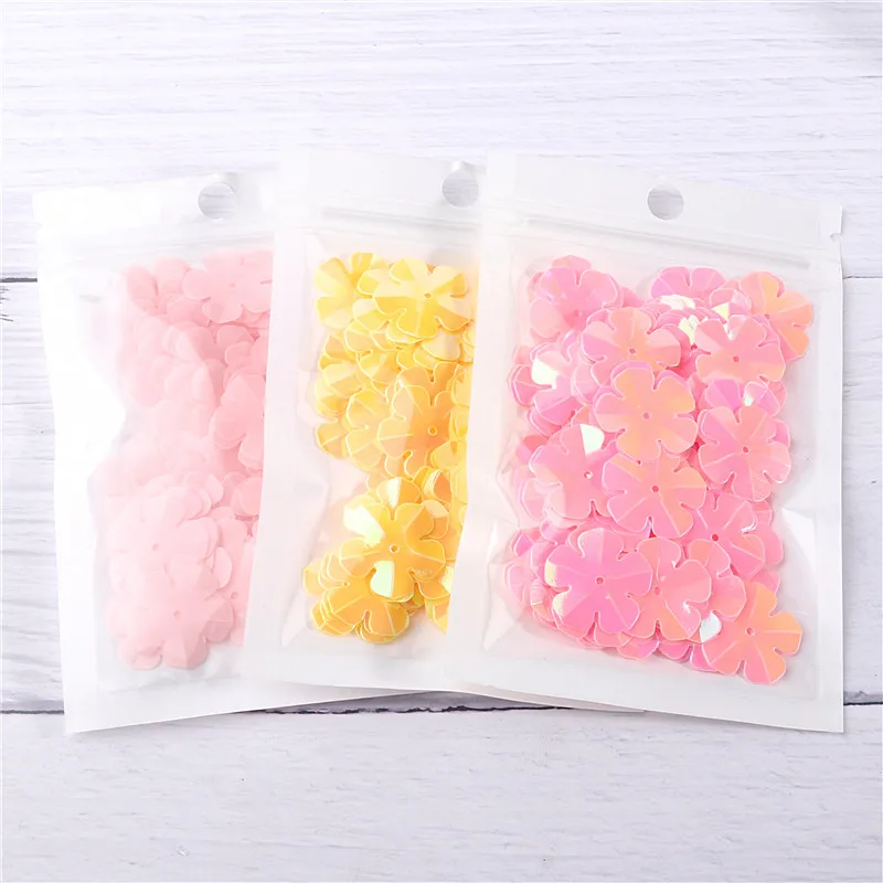 10g/Bag 14mm/20mm White Five Petals Flowers Sequins PVC Paillettes Sewing Wedding Craft Lentejuelas Garments DIY Accessories