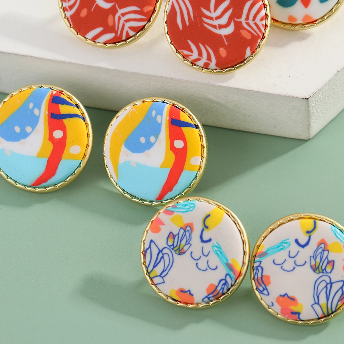 AENSOA Fashion Graffiti Round Polymer Clay Stud Earrings For Women Colorful Cute Geometric Circe Earring Jewelry Gift Wholesale