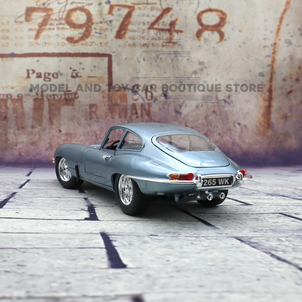 1/18 Jaguar E-type Coupe Bburago 12044 Diecast Model Car Toys Boys Girls Gifts