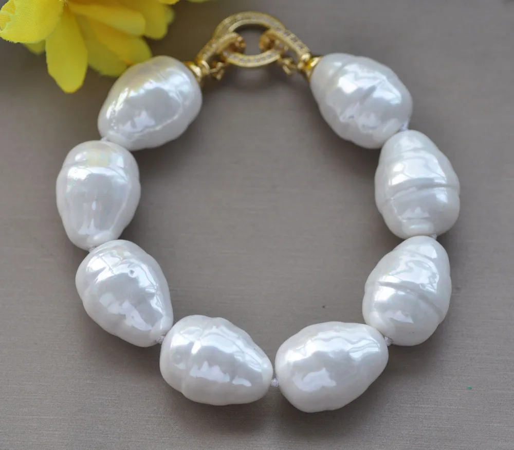 

MCT·STAR Z10871 8" 22mm White Rice Baroque South Sea Shell Pearl Bracelet