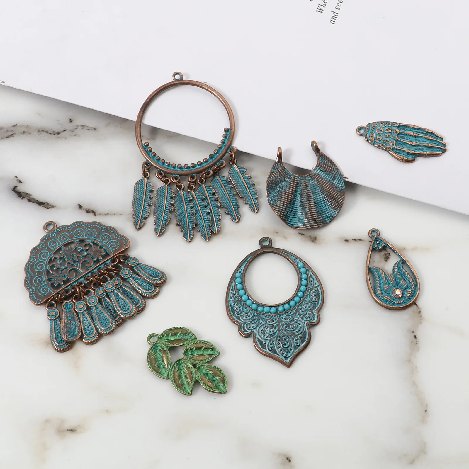 5PCs Vintage Leaf Style Charms Pendant Classic Distressed Flower Cloud Charms For Earrings Necklace DIY Jewelry Making