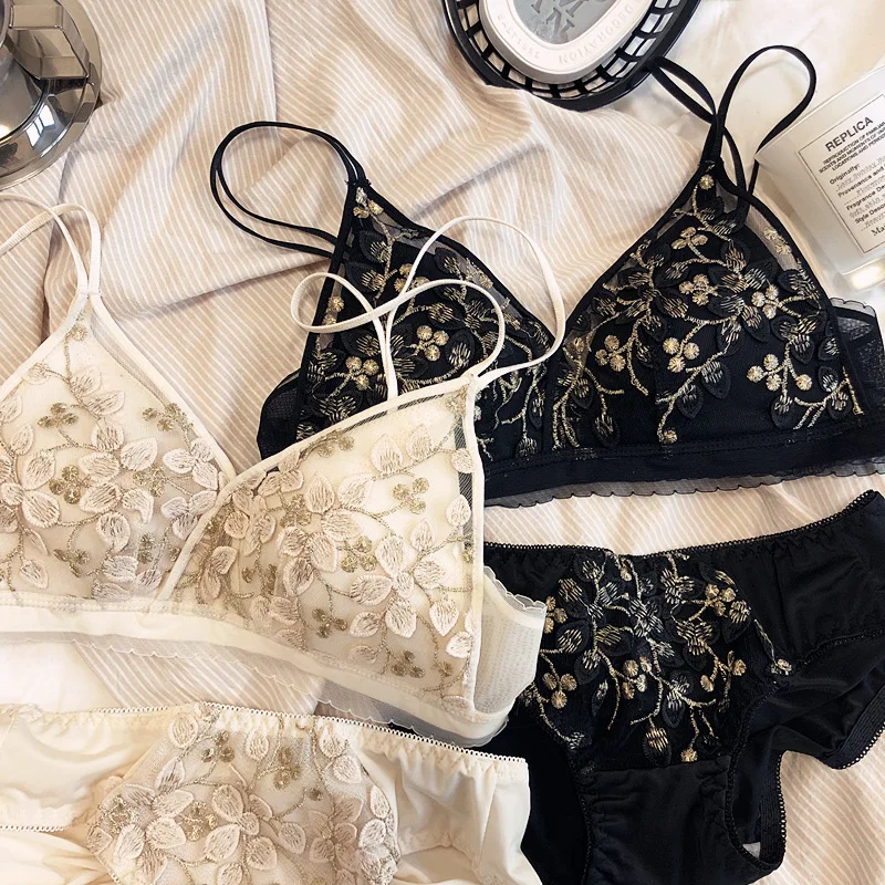 

New Sexy Embroidered Flower Lingerie No Steel Ring Triangle Cup Thin Bra Briefs Set Lace Perspective Underwear Sets