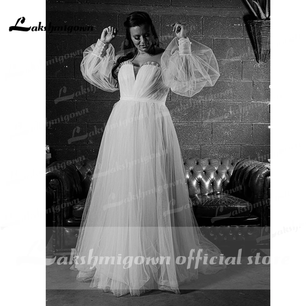 Plus Size A-Line Beach Wedding Dress Long Puff Sleeve Lace Bridal Gown Feathers Custom Made Princess Wedding Party Gowns Boho