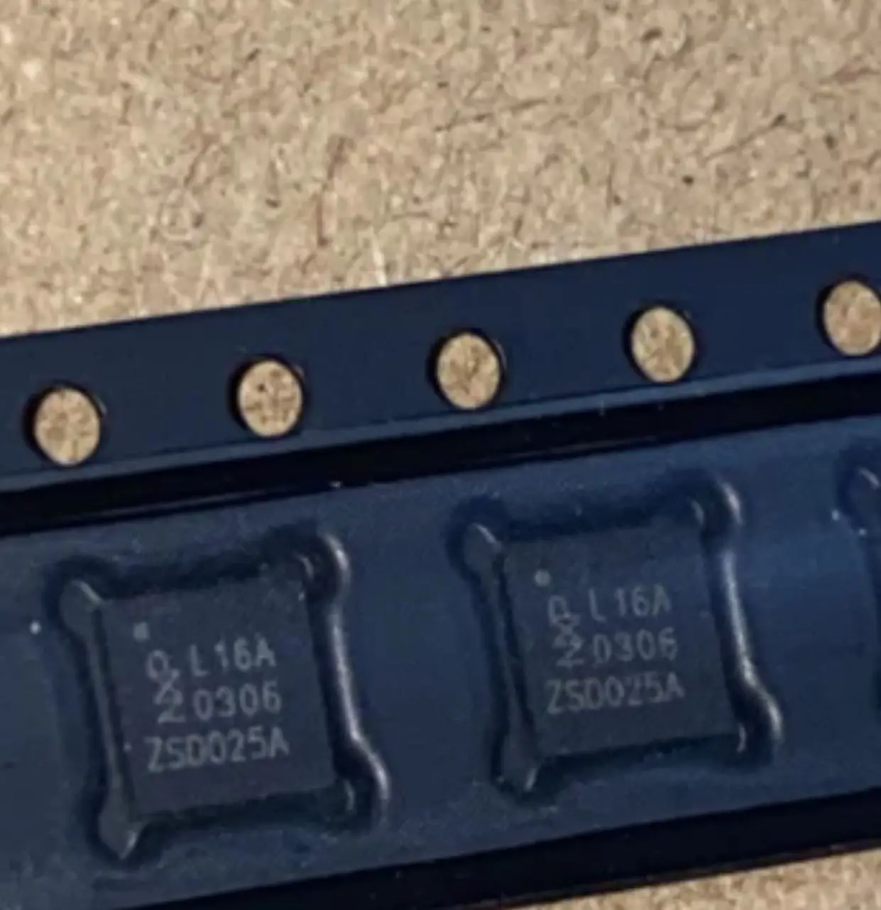 5-10 sztuk/PCAL6416AHF L16A QFN-24