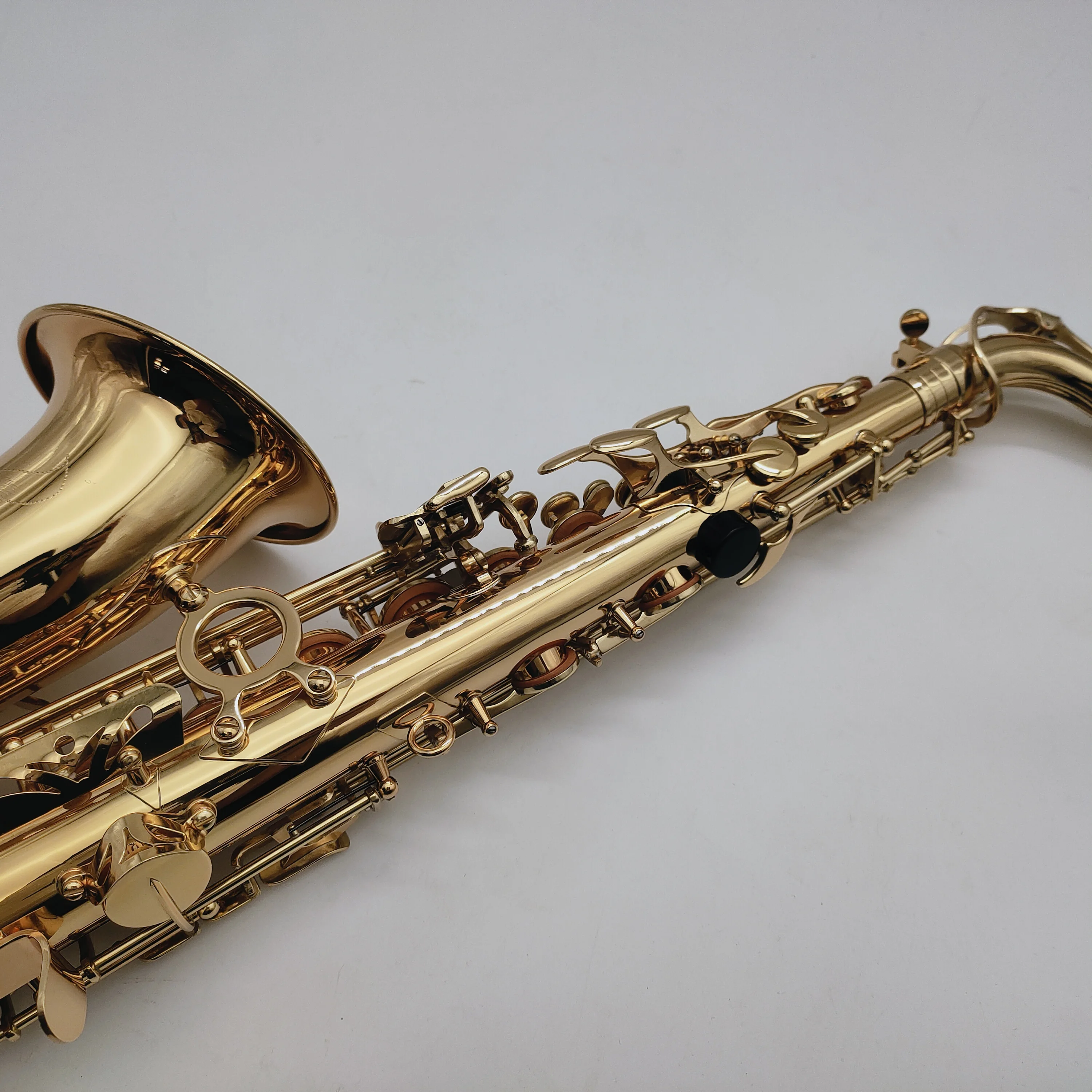 JupClaJAS-767GL Alto Mib Tune Saxophone Nouvelle Arrivée Laiton Or Laque Musique TingE-flat Sax Avec Étui Accessoires