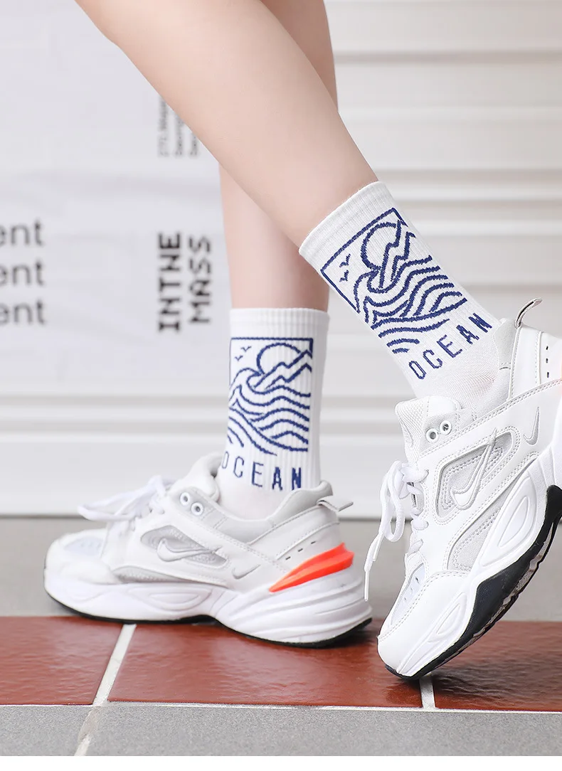 Giapponese Kawaii donna animale personaggio dei cartoni animati tinta unita calzini Casual a tubo carino calze di cotone uomo e donna calzino bianco